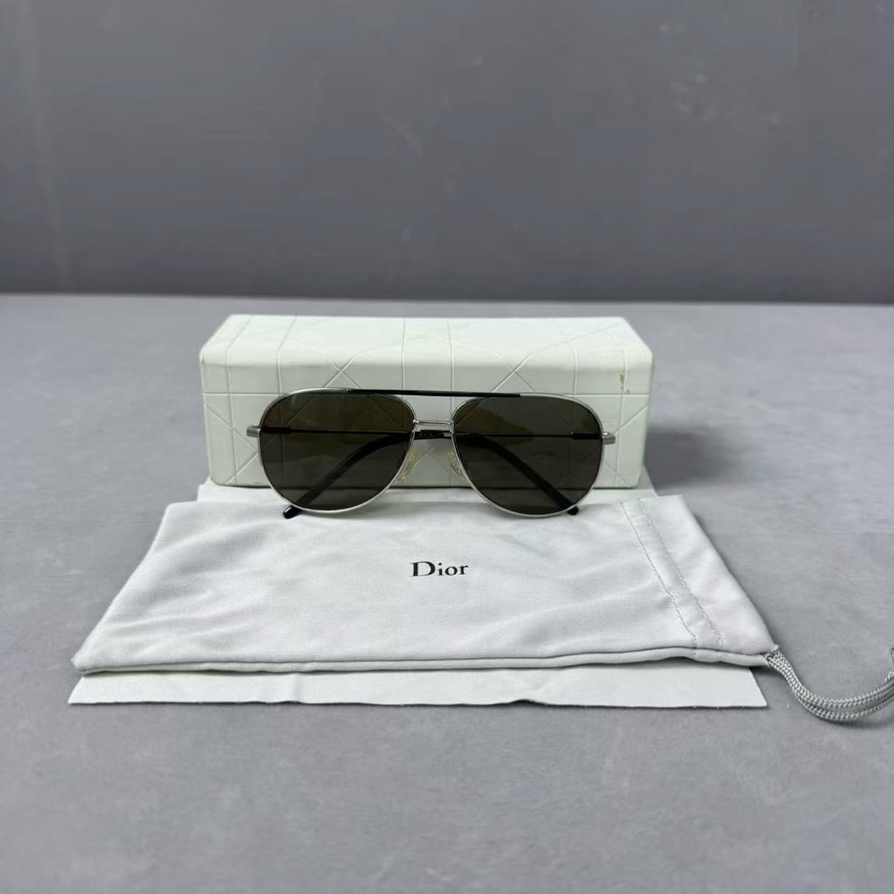 🚩steal Authentic Dior Silver Aviator Sunglasses with Dark Lenses